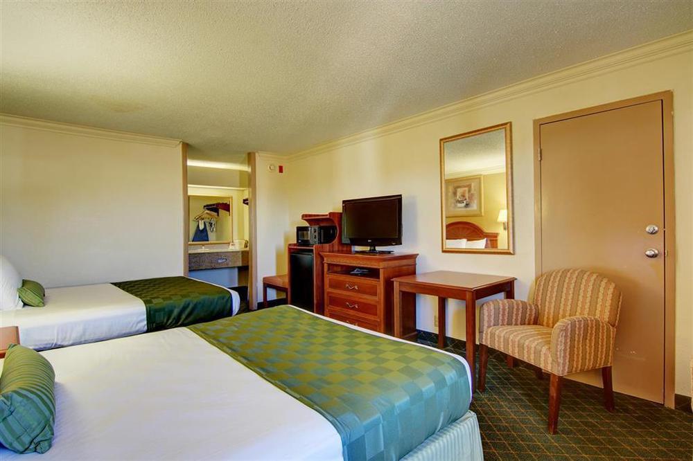 Ramada By Wyndham Macon Hotell Rom bilde