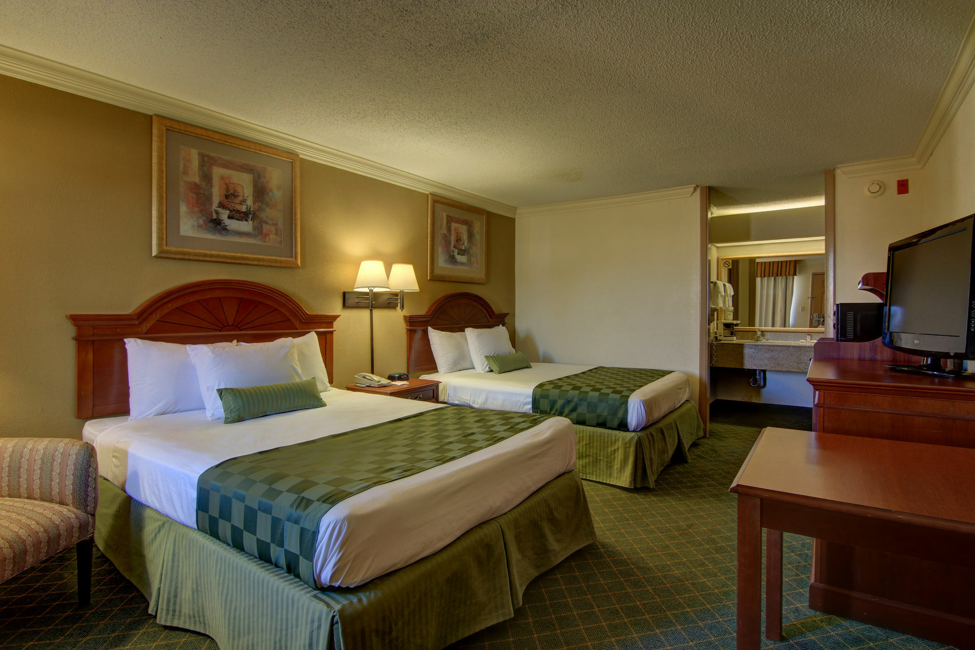 Ramada By Wyndham Macon Hotell Eksteriør bilde